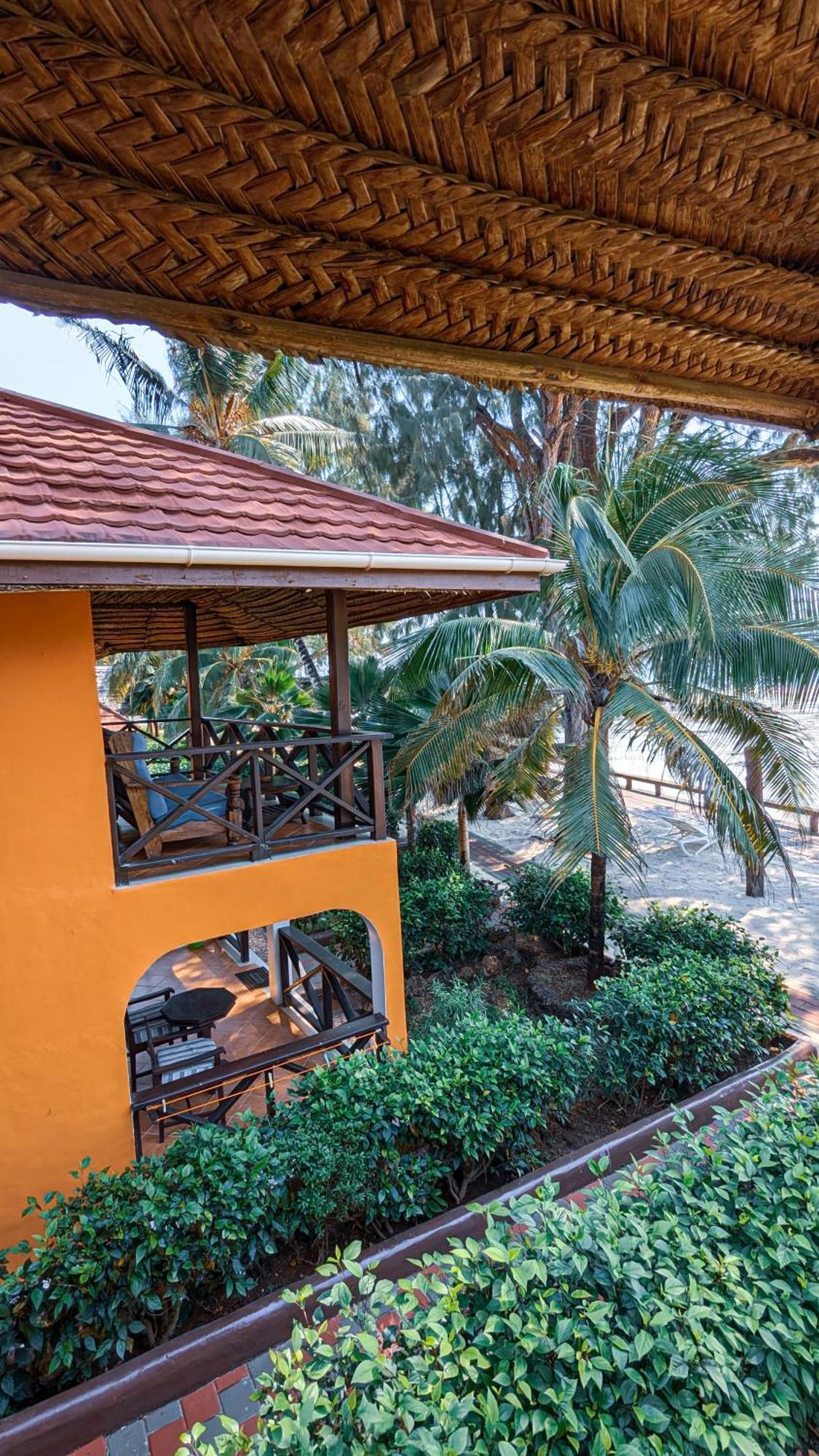 Mnarani Beach Cottages Nungwi Exterior foto